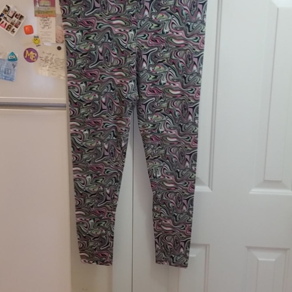Multi-colored marble leggings